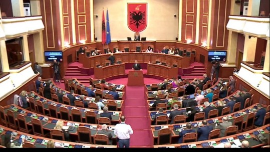 LIVE -Kuvend, deputetët e Berishës kërkuan mocion me debat për raportin e DASH! PS: Bëjeni sipas procedurës, të diskutojmë edhe për 'Non Grata-n'