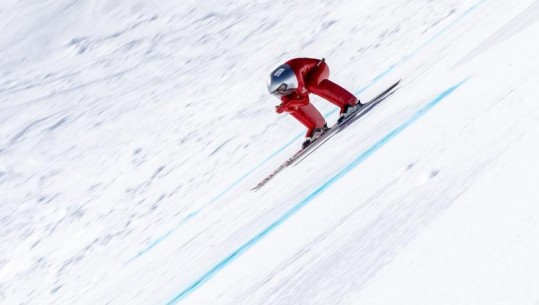 Me shpejtësi 255.5 km/orë gjatë zbritjes, skiatori francez vendos rekord botëror (VIDEO)