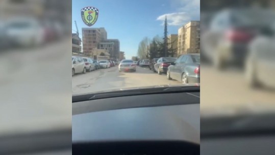 Bënte manovra të rrezikshme me makinën luksoze në Tiranë, arrestohet 25-vjeçari! Ishte i droguar, gjobitet me 60 mijë lekë dhe i pezullohet patenta