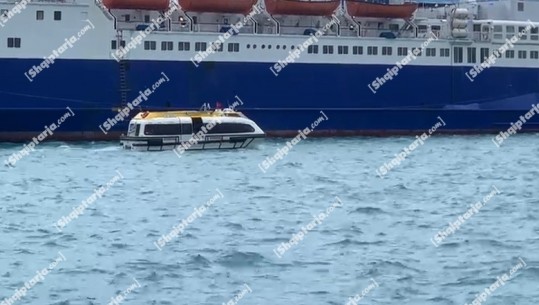 Kroçera me turistë s'ankorohet dot në Portin e Vlorës, vjen nga Korfuzi! Turistët nga e gjithë bota do zbresin me barkat e anijes
