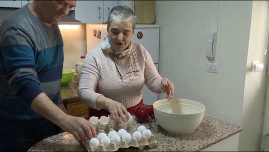 Report Tv në familjen Ujka për Pashkët Katolike: Në Shkodër i kemi festuar edhe në komunizëm, miqtë myslimanë na jepnin racionin e vezëve