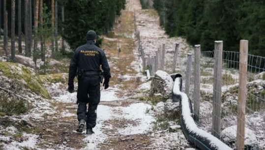 Pas anëtarësimit në NATO, Finlanda nis ndërtimin e gardhit në kufirin me Rusinë