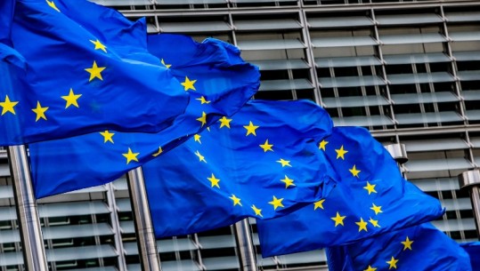 PE miraton vendimin për liberalizimin e vizave për Kosovën