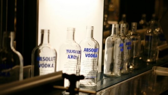 Absolut Vodka ndal eksportet në Rusi