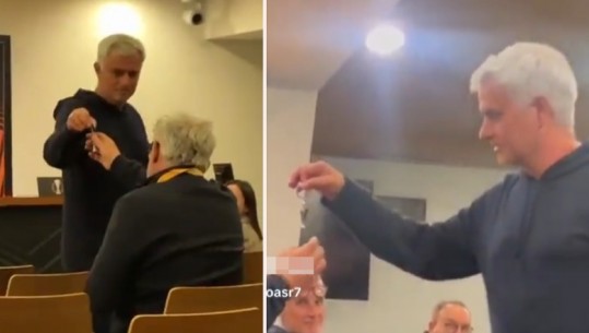 Mundën Feyenoord-in në Europë, Mourinho surprizon gazetarin holandez me Tiranën! Show në konferencën për shtyp (VIDEO)