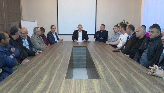 Kandidati i PS-së për Vaun e Dejës, Kristian Shkreli takim me bizneset: më intereson e ardhmja e Bashkisë