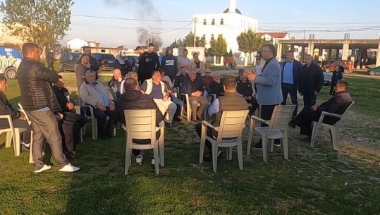 Cara me banorët në Durrës: Në këto zgjedhje kemi përballë një bandë hajdutësh, do jemi në shërbim të qytetarëve