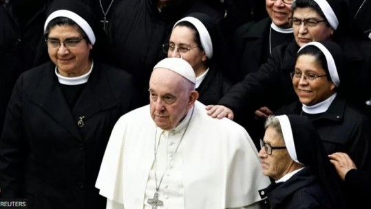 Për herë të parë, Papa Françesku u jep grave të drejtën e votës në mbledhjen e peshkopëve