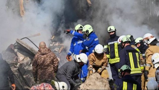 Bombardimet në Kiev, shkon në 15 numri i viktimave