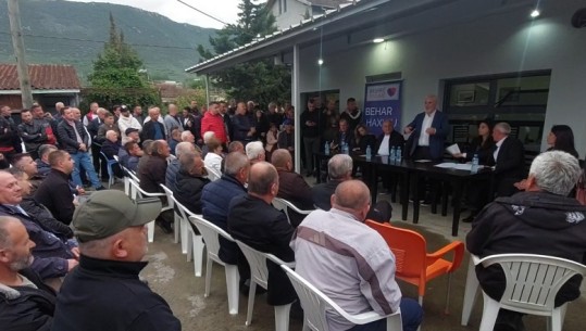 Kandidati i Berisha-Meta për Kurbinin takim në Sanxhak, e pranishme e ish kryeparlamentarja Jozefina Topalli
