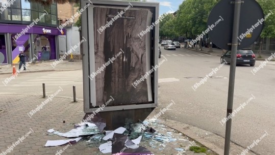 Kukës, thyhen posterat e kandidatit Safet Gjici! Partia Socialiste: Akte vandale, përballë dhunuesve alternativa jonë e vetmja! Policia vë nën hetim dy autorët e dyshuar