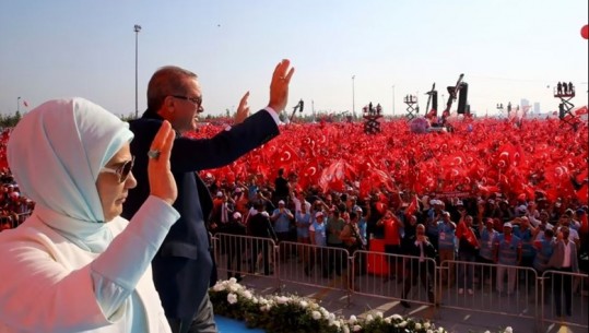 Erdogan përballë zgjedhjeve më të vështira në Turqi