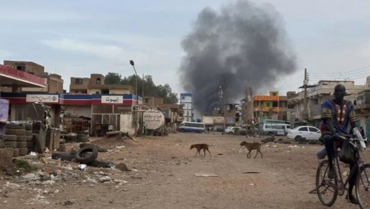 Vijojnë luftimet në Sudan, sulmet ajrore goditën Kartumin pavarësisht armëpushimit