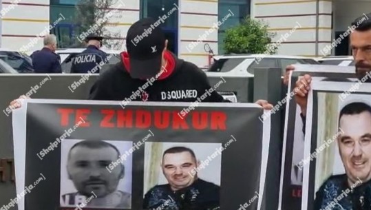 Zhdukja e Thodhorit dhe Sulovarit, të afërmit protestë: Nëse i kanë vrarë,  të paktën t’i gjejmë e t’u hedhim një dorë dhé