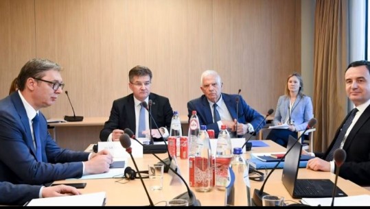 Kurti dhe Vuçiç miratojnë Deklaratën për të Zhdukurit