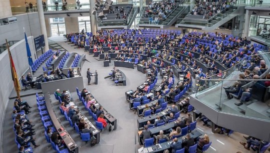 BE: Gjermania për shumicë të cilësuar në politikën e jashtme