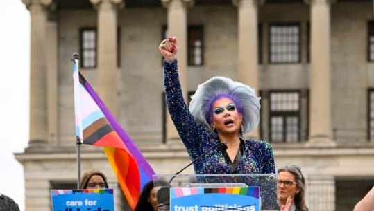 Organizatorët e LGBTI-së në SHBA, vëzhgojnë ligjet zvarritëse për të drejtat e tyre 