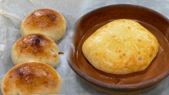 Bukëza / Pogaçe të vogla me kos nga zonja Albana