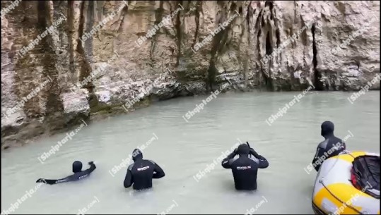 VIDEO/ Pamjet nga kërkimi i palombarëve për gjetjen e turistit holandez në kanionet e lumit Osum