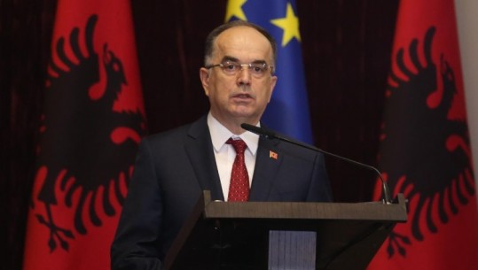Tensionet në veri të Kosovës, Begaj telefonatë me komandantin e KFOR: Keni mbështetjen e Shqipërisë