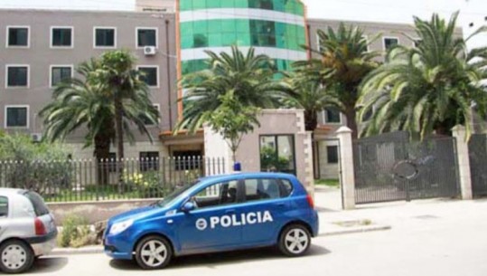 Përplasi me makinë me dashje një person, Gjykata e Durrësit dënon me 18 vite burg 39-vjeçari Afrim Kila! Policia e dërgon në burg