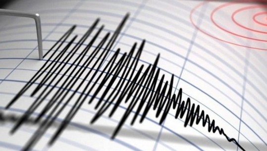 Tërmeti i fortë me magnitudë 5.1 ballë trondit Greqinë
