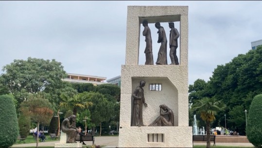 Ditët e kujtesës në Shkodër, nderim viktimave të komunizmit! Organizatori: Më në fund e ndërtuam monumentin kushtuar sakrificave e qëndresës