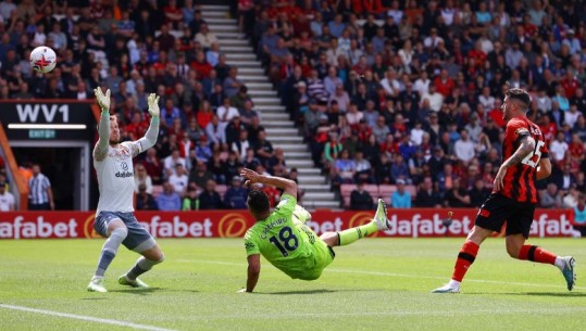 Akrobaci nga Casemiro, Manchester United merr tri pikë në transfertë (VIDEO)