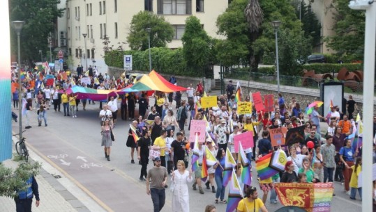 Organizohet Parada e Krenarisë në Tiranë, parulla që shpalos Komuniteti LGBTQIA+: Hape zemrën! Kërkojnë shërbime për ndërrimin e gjinisë