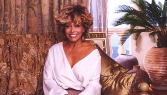 La pas 250 milionë dollarë të mbledhura gjatë jetës së saj, ja kush do ta trashëgojë pasurinë e Tina Turner