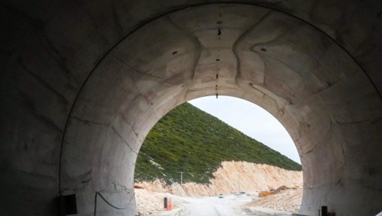 Rama publikon fotografi nga punimet në Tunelin e Llogarasë: Hapen plotësisht 6 km! Po punohet me ritëm të lartë për armatimin e plotë