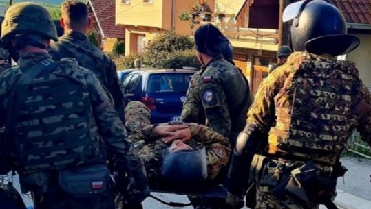 Deputetja britanike bën deklaratën e fortë për situatën në veri të Kosovës: Armët po transportohen me ambulanca dhe ruhen nëpër kisha