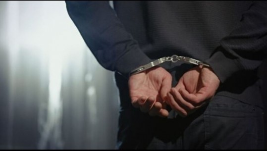 Grupi i trafikantëve të drogës ‘xhironte’ më shumë se 250 milionë euro për 10 muaj, në pranga bosi shqiptar i mafias në Greqi