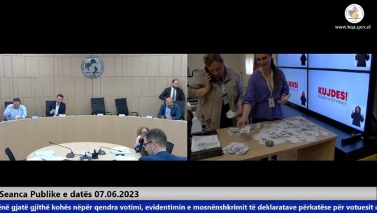 VIDEO/ Ndodh gjatë mbledhjes së KAS, relatori ndërpret seancën: Po na vendos policia bashkiake gjoba, duhet të lëviz makinën