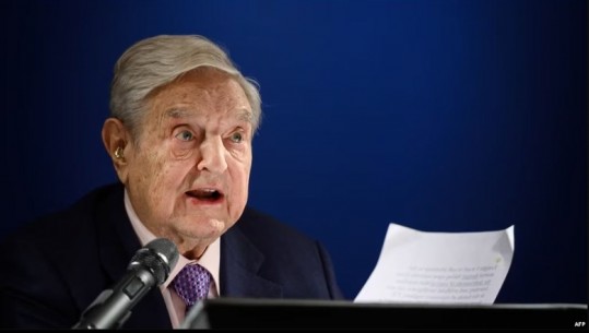 Miliarderi George Soros i kalon djalit të tij më të vogël Alex Sorosit kontrollin e biznesit  me vlerë 25 miliardë dollarë