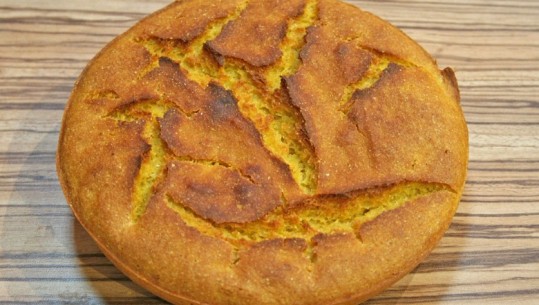 Bukë misri, sekreti për një bukë misri të butë nga zonja Albana