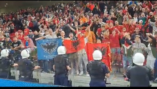 Pas fitores ndaj Moldavisë, tifozët kuqezi shpërthejnë në festë, ja pamjet nga atmosfera në ‘Air Albania’