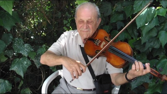 SPECIALE/ Një jetë dedikuar violinës, njihuni me Muharrem Malokun, 80-vjeçarin e dashuruar me muzikën që në vegjëli