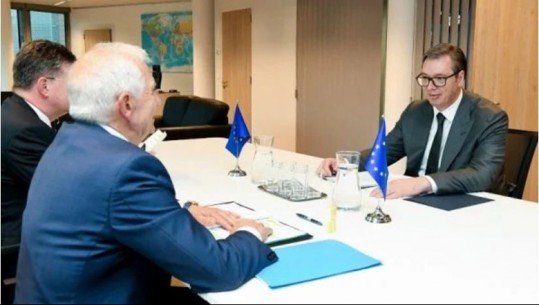 Pas takimit me Kurtin, Borrell pret në zyrë Vuçiç-in, synohet shtensionimi i situatës në veri të Kosovës 