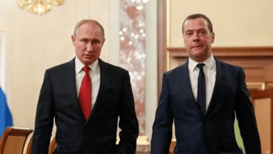 Thuhet se janë arratisur, udhëheqësit rusë hedhin poshtë aludimet: Putin dhe Medvedev janë në Kremlin në krye të detyrës