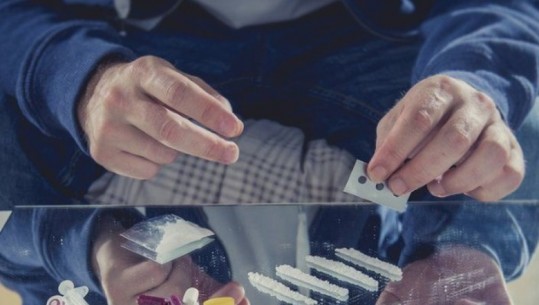 Raporti/ OKB: 23% më shumë përdorues droge se dekada e kaluar, mbi 296 mln njerëz konsumuan drogë në vitin 2021