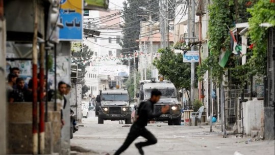 Zyrtarët izraelitë dhe palestinezë bisedojnë për dhunën në Bregun Perëndimor