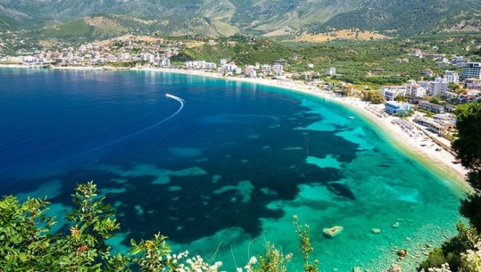 Turistët dynden drejt resorteve shqiptare me kosto të ulët, ‘Financial Times’: Shqipëria është ‘Italia e vogël’