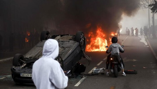 Protestat në Francë, vdes protestuesi që ra nga çatia e një supermarketi, u qëllua nga një plumb qorr! Prokuroria: S’kishte lidhje me tubimet