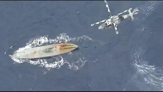 VIDEOLAJM/ Marina meksikane bllokon nëndetësen me 3.5 ton drogë 