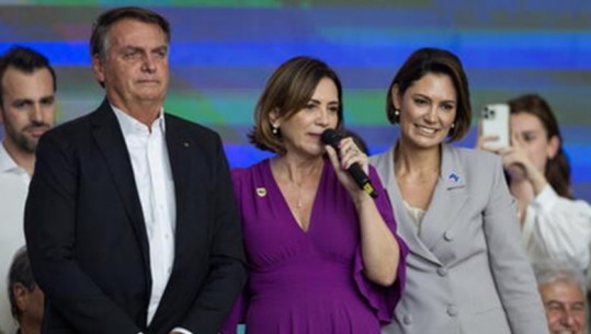 Ish presidentit Bolsonaro i dënohet kandidimi për 8 vjet, gruaja e tij mund të futet në garë për zgjedhjet presidenciale 2026