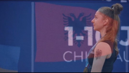 VIDEO/ Nga tatuazhi me 'shqiponjë', qetësia 'olimpike', e deri te lotët! Njihuni me peshëngritësen e artë të Shqipërisë