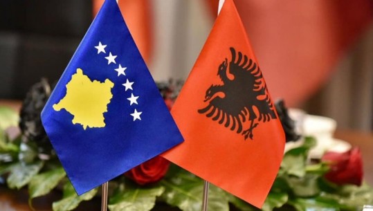 Pas Shqipërisë, Kosova nënshkruan 13 marrëveshjet mes dy qeverive