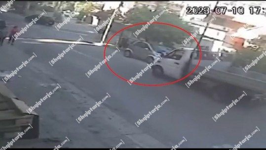 VIDEO/ Aksident në Sarandë, mjeti përplaset me kamiçionën, plagoset kalimtarja