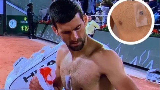 Novak Djokovic 'kapet mat', zbulohet pajisja në gjoksin e tenistit serb